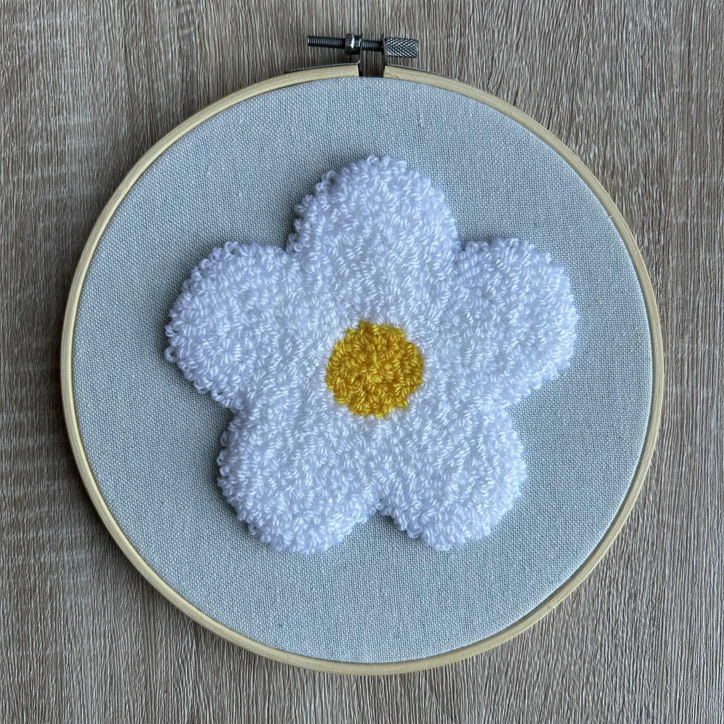 Ready To Post - 8” Daisy Hoop